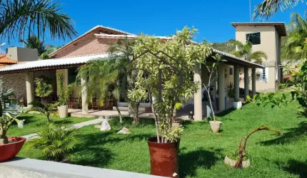 Excelente casa com vasta área verde | Busca Vida