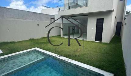 Maravilhosa casa ao lado de Busca Vida, altíssimo padrão de construção!