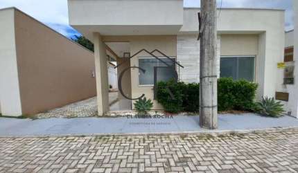 Oportunidade! Casa térrea em condomínio fechado, região de Abrantes |