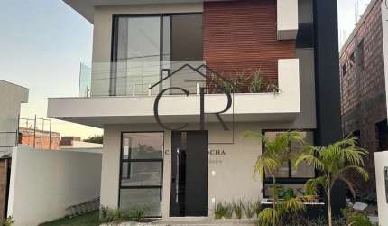 Maravilhosa casa com piscina privativa em condomínio fechado!