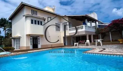 Casa em condomínio fechado, no coração de Vilas do Atlântico!