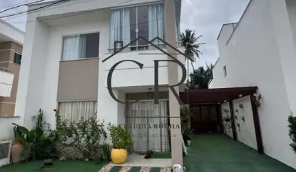 Oportunidade! Maravilhoso duplex com energia solar em condomínio fechado!