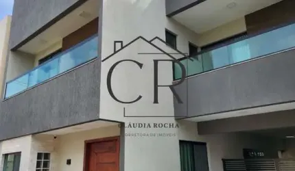 Excelente triplex em condomínio fechado próximo à praia de Ipitanga!!