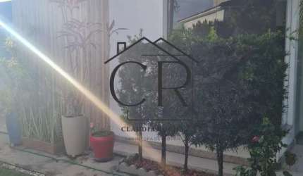 Excelente casa térrea em condomínio fechado com toda infraestrutura!!