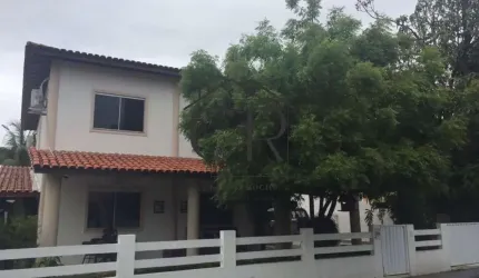 BELÍSSIMA CASA EM BURAQUINHO! OPORTUNIDADE!