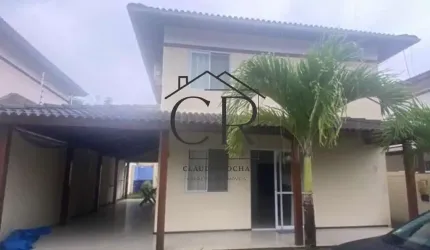 Duplex em condomínio fechado com 4/4!!
