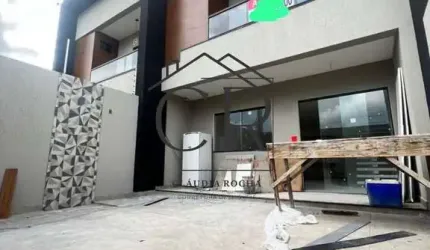 Ótima casa na melhor localização da praia do  Flamengo.