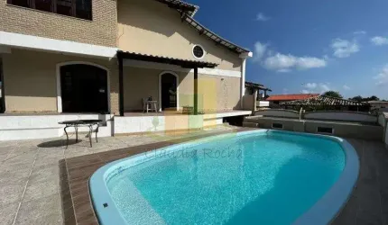 Maravilhosa casa com piscina privativa no coração de Vilas do Atlântico