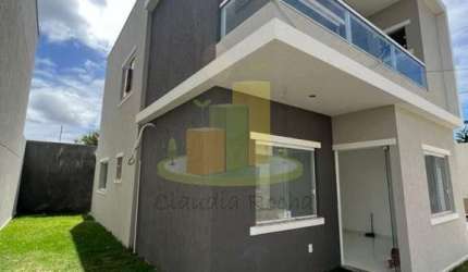 ÓTIMA CASA DUPLEX EM CONDOMÍNIO FECHADO