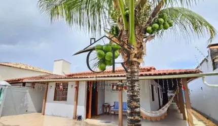 Maravilhosa casa em condomínio fechado!!