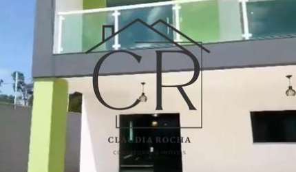 Excelente casa em condomínio fechado, em Recreio de Ipitanga!