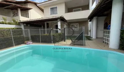 Sensacional casa em condomínio fechado com portaria 24h!