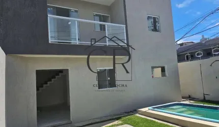 Novíssima! Excelente casa a 30 metros da praia de Ipitanga!