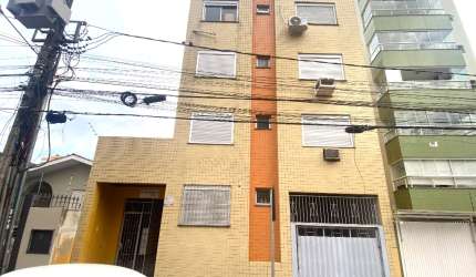 Lindo apartamento, localizado a uma quadra da Av. Presidente Vargas e a duas quadras do Hospital de Caridade.