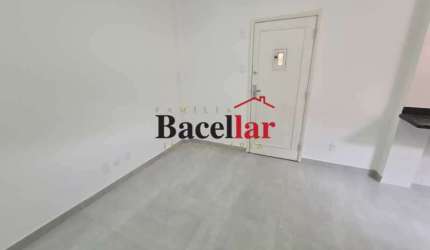 Kitnet / Stúdio à venda na Rua Buarque de Macedo, Flamengo, Rio de Janeiro, 22 m2 por R$ 350.000