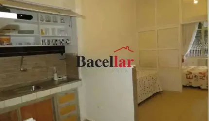 Kitnet / Stúdio à venda na Avenida Nossa Senhora de Copacabana, Copacabana, Rio de Janeiro, 29 m2 por R$ 530.000
