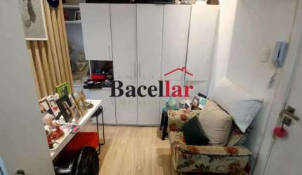 Kitnet / Stúdio à venda na Rua Francisco Sá, Copacabana, Rio de Janeiro, 20 m2 por R$ 630.000