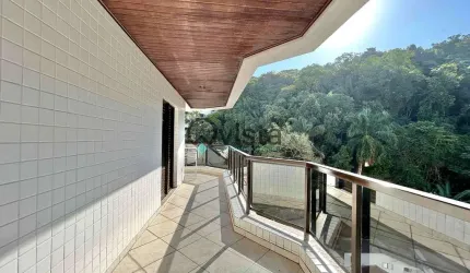 Apartamento à Venda na Pitangueiras no Guarujá | Qvista inteligência imobiliário