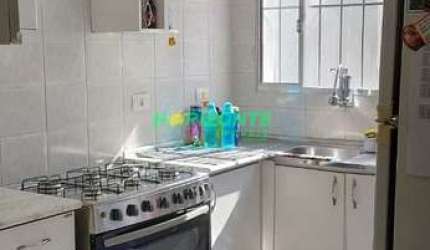 Casa com 2 dormitórios à venda no Parque Califórnia - Jacareí/SP