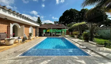 Casa com 5 dormitórios à venda, 380 m² por R$ 2.600.000,00 - Jardim Esplanada - São José dos Campos