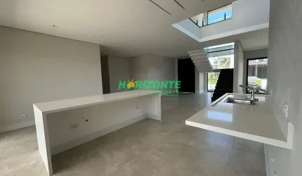 Casa com 5 dormitórios à venda, 378 m² por R$ 3.190.000,00 - Colinas do Paratehy Norte - São José d
