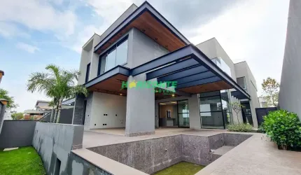 sobrado alto Padão à venda no urbanova Alphaville