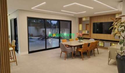 Casa à venda no Condomínio de alto padrão no  Jardim do Golfe   Mobiliado  São José dos Campos SP