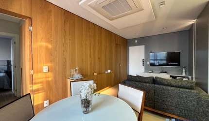 Condomínio Villa Celimontana Apartamento de 2 dorms., com 1 suíte na Agronômica mobiiado