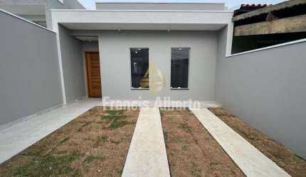 Casa 3 dormitórios sendo 1 Suíte em Extrema MG