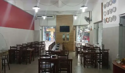Ponto Comercial para Venda em Niterói, Centro, 3 banheiros