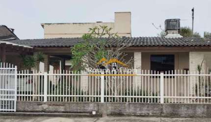 Casa com 3 dormitórios à venda, 100 m² por R$ 300.000 - Balneário Arroio do Silva/SC