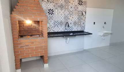 Casa à Venda com 4 dormitórios - Mary Dota - Bauru / SP