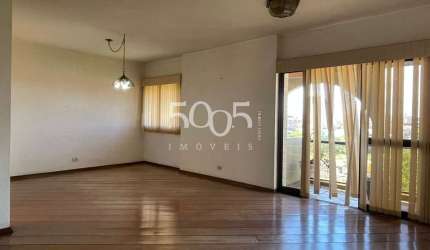 Apartamento à venda no Edifício Villa Bianca, com 140,25m² de área útil.