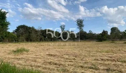 Terreno em condomínio de chácaras com 2.470,78m² e excelente topografia no condomínio Chácaras Carolina
