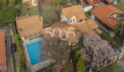 Casa a venda no Condomínio City Castelo, possui 550,00m2 construídos e  2.100,00m2 de área total.