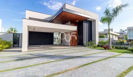 Casa à venda no Cond. Jardim Plaza Athénée, com 711m² construídos e 4 suítes