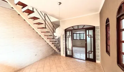 Lindo sobrado com 04 dormitórios a venda no Vila Nova Bonsucesso em Guarulhos