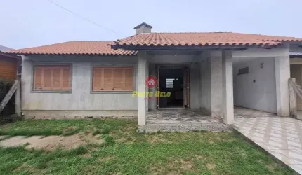 Casa com 3 quartos à venda no Atlântida Sul (Distrito), Osório , 131 m2 por R$ 422.000