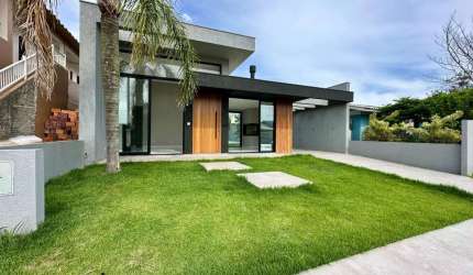 Casa com 3 quartos à venda na Rua Atum, 135, Jardim Beira Mar, Capão da Canoa por R$ 980.000
