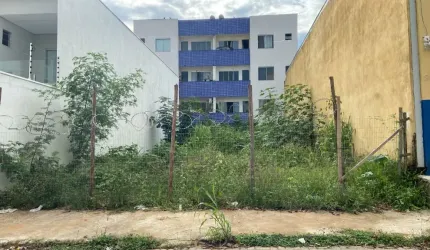 Lote à venda no Bairro Santos Dumont, Governador Valadares - MG