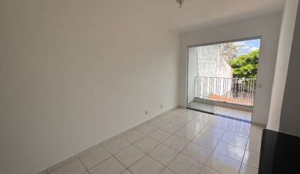 Apartamento à venda no Bairro Caravelas, Governador Valadares - MG