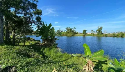 Vendo terreno com lago na praia Matinhos Parana