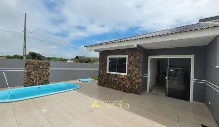 Casa a venda com piscina em Shangila