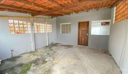 Vendo casa com 02 quartos em Matinhos