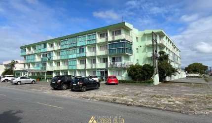 Apartamento kitnet em praia de leste