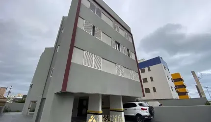 Apartamento vista mar com 03 quartos em Matinhos