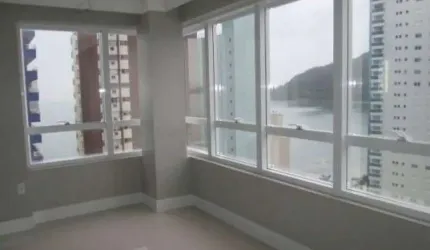 Apartamento quadra mar com 03 suítes no centro de balneário camboriú. para | Centro, Balneário Camboriú, Santa Catarina