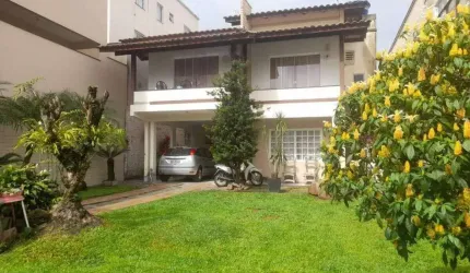 Casa à venda em camboriú - areias, com churrasqueira e sacada para | Areias, Camboriú, Santa Catarina