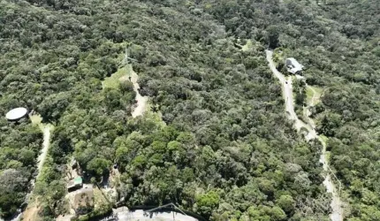 Terreno na praia do estaleiro com vista mar para | Estaleiro, Balneário Camboriú, Santa Catarina