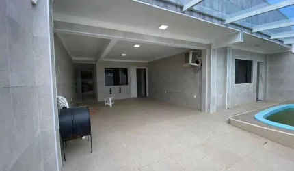 Casa tríplex com 382,31m de área privativa , itajaí- sc. para | Espinheiros, Itajaí, Santa Catarina